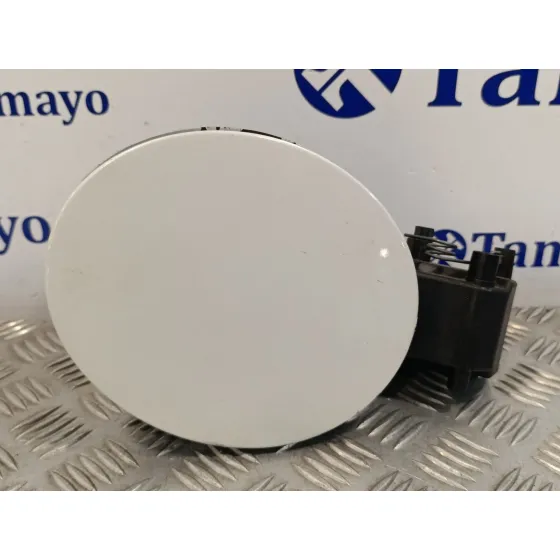 Tapa Exterior Combustible para Subaru Xv (G5)