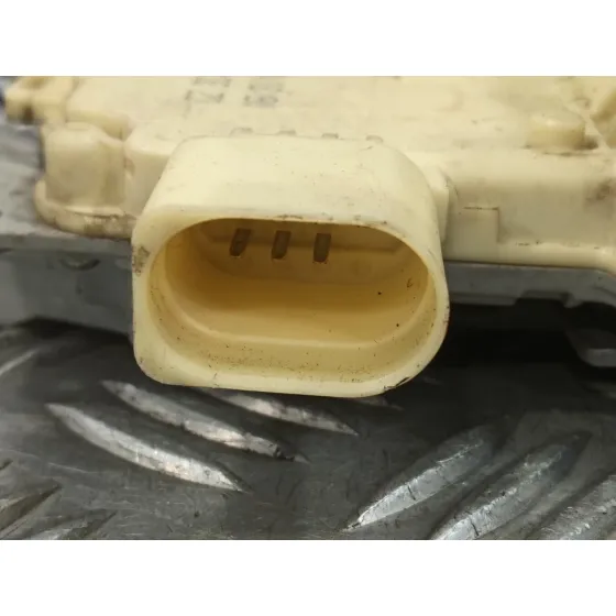 Cerradura Puerta Trasera Izquierda para Volkswagen Passat Variant (3C5)