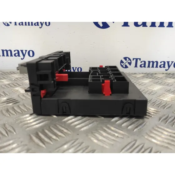 Caja Reles / Fusibles para Volkswagen Golf V Berlina (1K1)