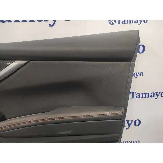 Guarnecido Puerta Delantera Derecha para Subaru Xv (G5)