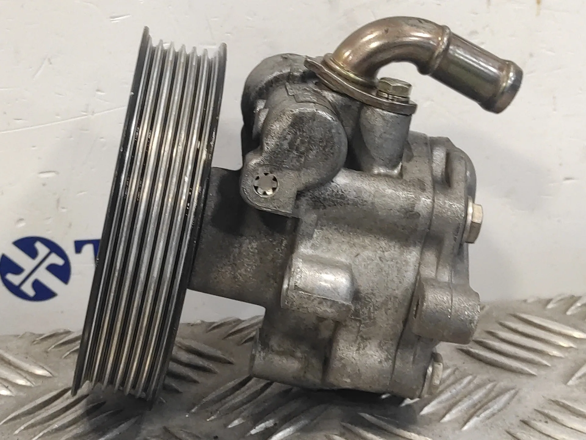 Bomba Direccion para Seat Arosa (6H1)