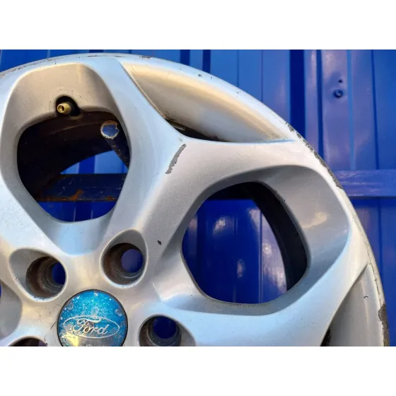 Llanta para Ford C-Max