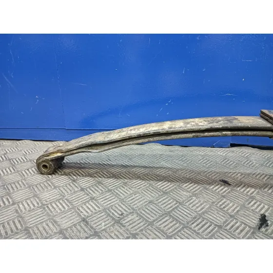 Ballesta Delantera para Nissan Trade 100