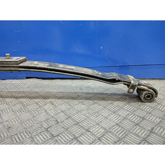 Ballesta Delantera para Nissan Trade 100