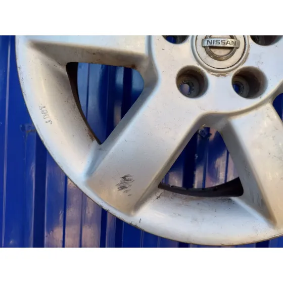 Llanta para Nissan X-Trail (T30)