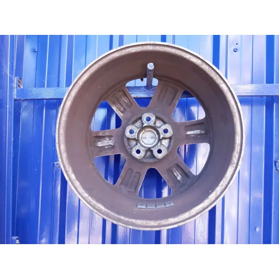 Llanta para Nissan X-Trail (T30)