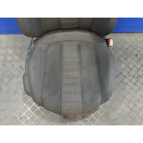 Juego Asientos Completo para Peugeot 308