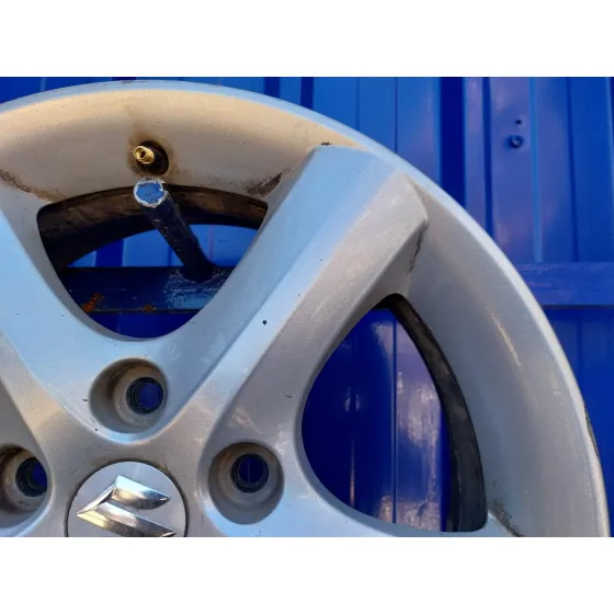 Llanta para Suzuki Sx4 Rw (Ey)
