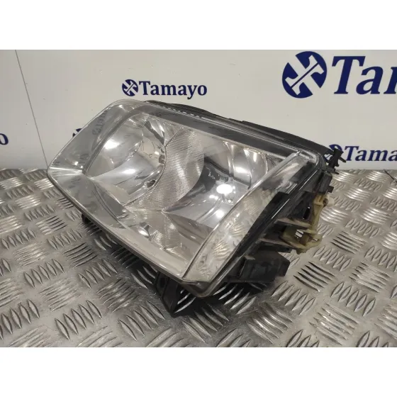 Faro Izquierdo para Volkswagen Polo Berlina (6N2)