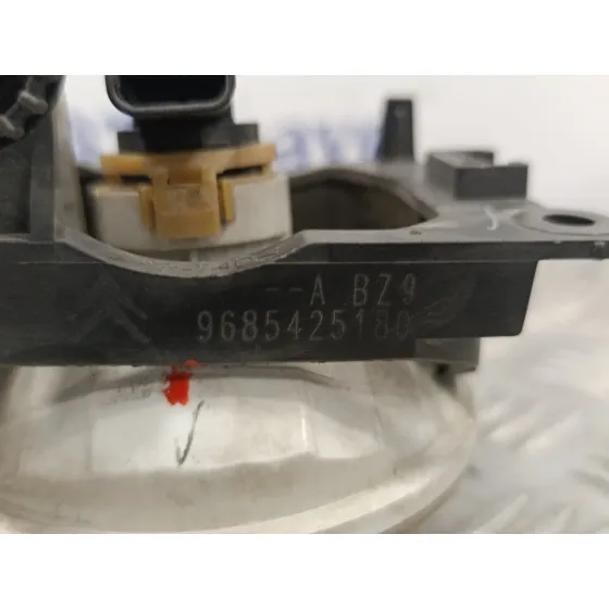 Faro Antiniebla Izquierdo para Peugeot 3008
