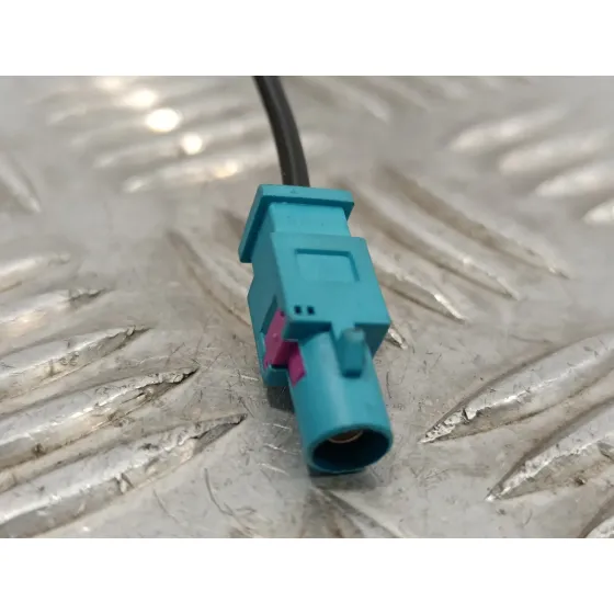 Antena para Volkswagen Golf V Berlina (1K1)