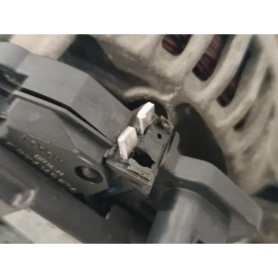 Alternador para Jeep Patriot
