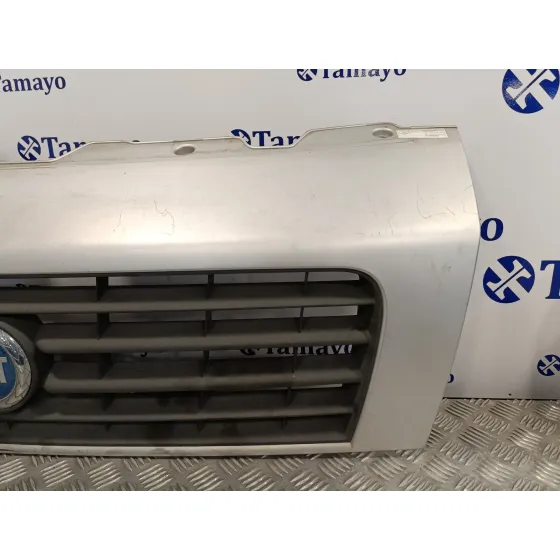 Rejilla Delantera para Fiat Ducato Caja Abeirta 33 (06.2006 =>)