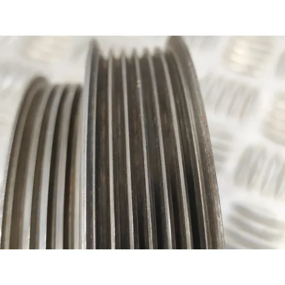 Polea Ciguenal para Ford Transit Caja Cerrada '06