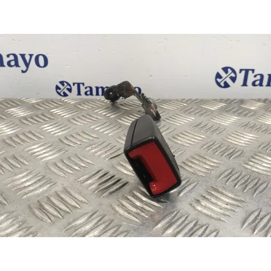 Enganche Cinturon Delantero Izquierdo para Audi A4 Berlina (8E)