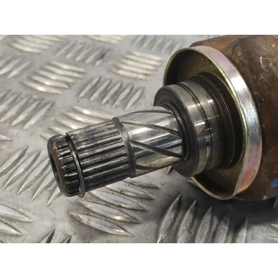 Transmision Delantera Izquierda para Nissan Primera Berlina (P12)