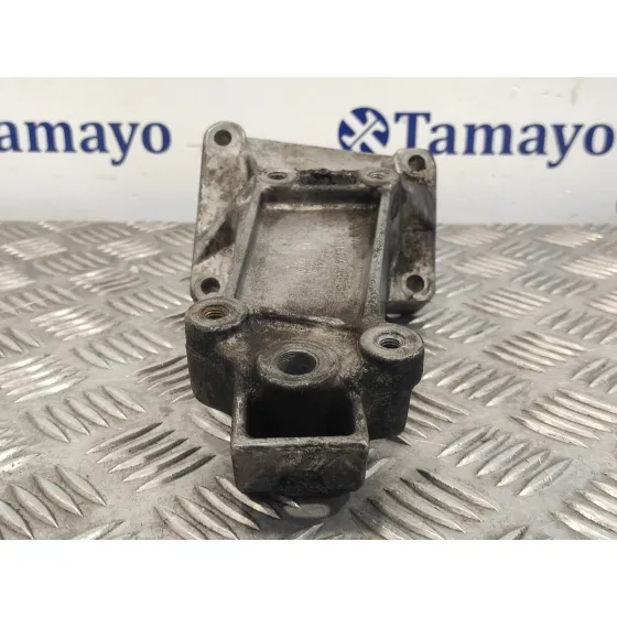 Soporte Motor para Mercedes-Benz Sprinter (W901,W904) Caja Cerr.