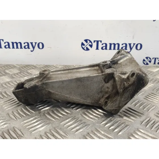 Soporte Motor para Mercedes-Benz Sprinter (W901,W904) Caja Cerr.