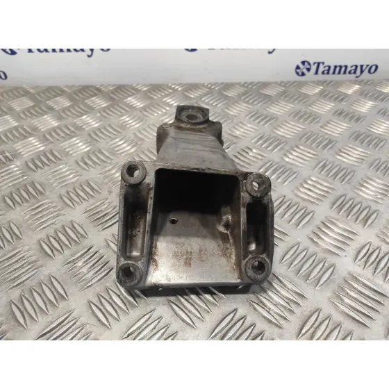 Soporte Motor para Mercedes-Benz Sprinter (W901,W904) Caja Cerr.