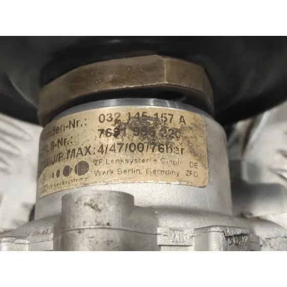 Bomba Direccion para Volkswagen Polo Berlina (6N2)