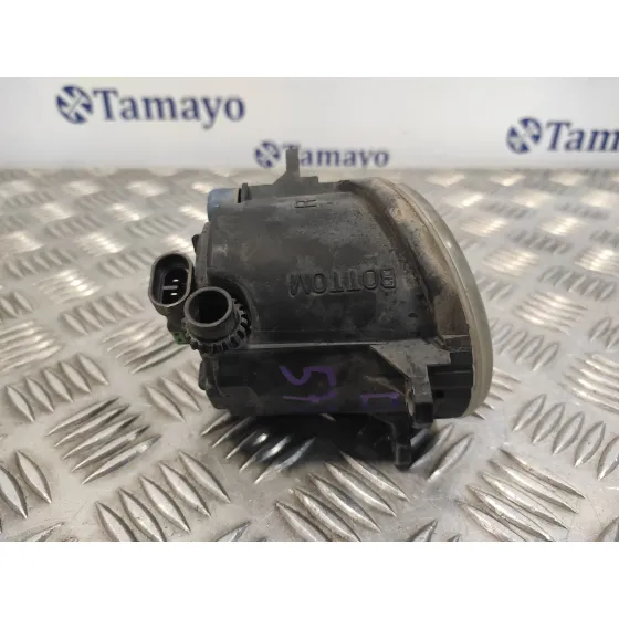Faro Antiniebla Derecho para Toyota Avensis Berlina (T25)