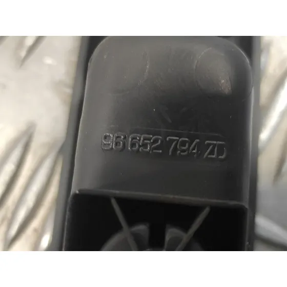 Mando Elevalunas Trasero Derecho para Peugeot 3008