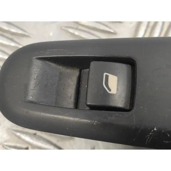 Mando Elevalunas Trasero Derecho para Peugeot 3008