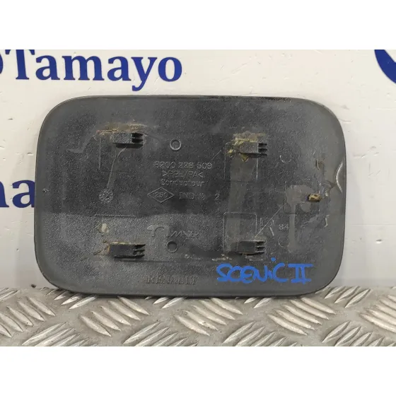 Tapa Exterior Combustible para Renault Scenic Ii