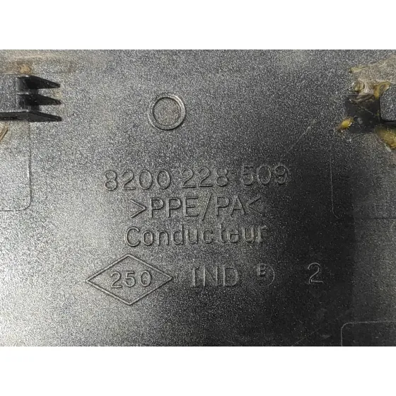 Tapa Exterior Combustible para Renault Scenic Ii