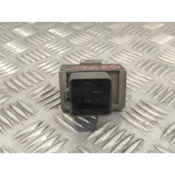 Caja Precalentamiento para Nissan Primera Berlina (P12)