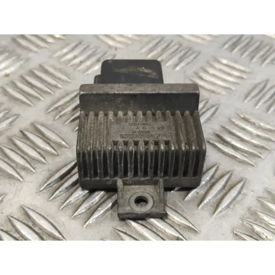 Caja Precalentamiento para Nissan Primera Berlina (P12)