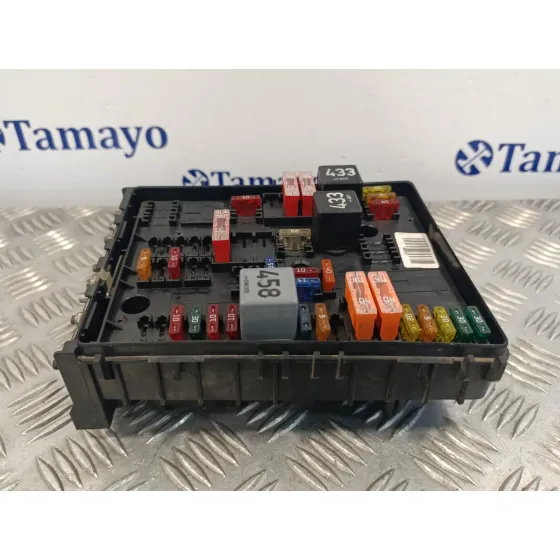 Caja Reles / Fusibles para Audi A3 (8P)