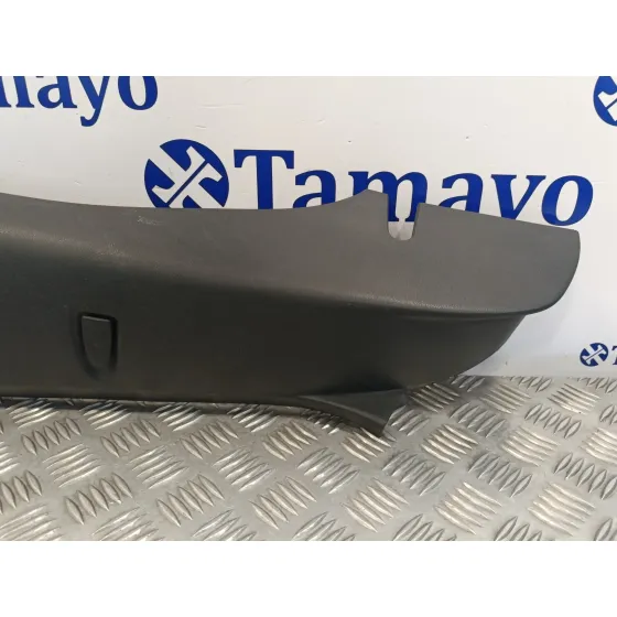 Moldura para Seat Leon (5F1)