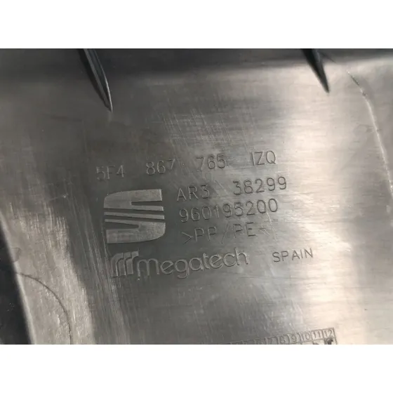 Moldura para Seat Leon (5F1)