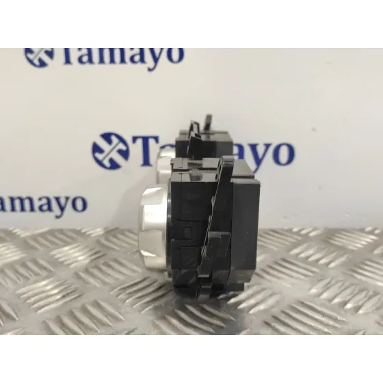 Mando Climatizador para Subaru Forester S12