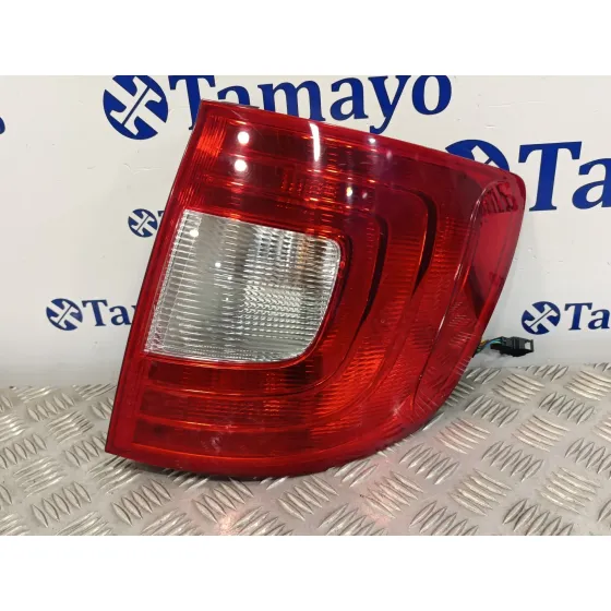 Piloto Trasero Derecho para Skoda Suberb (3T4)