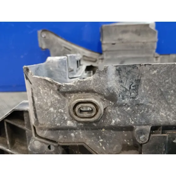 Panel Frontal para Skoda Suberb (3T4)