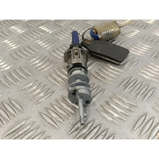 Bombin Puerta Delantera Izquierda para Fiat Punto Berlina (188)