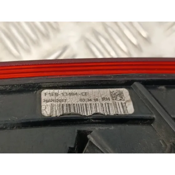 Piloto Trasero Derecho para Ford Focus Lim.