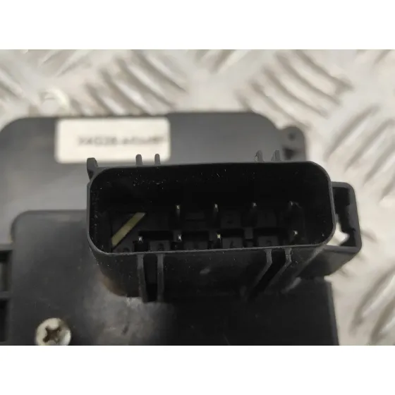 Cerradura Puerta Delantera Izquierda para Ford Fusion (Cbk)