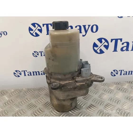 Bomba Direccion para Ford Focus Berlina (Cap)