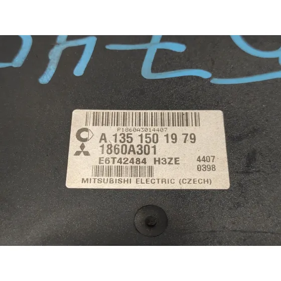 Centralita Motor Uce para Mitsubishi Colt Berlina 5 (Z30A)