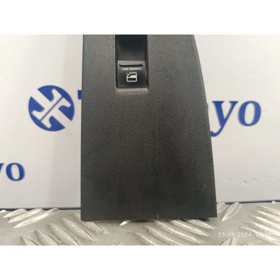 Mando Elevalunas Delantero Derecho para Seat Leon (1P1)