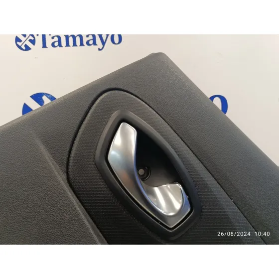 Guarnecido Puerta Trasera Derecha para Renault Clio Iv