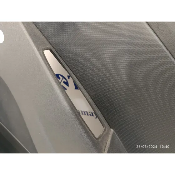 Guarnecido Puerta Trasera Derecha para Renault Clio Iv