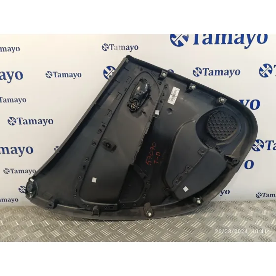 Guarnecido Puerta Trasera Derecha para Renault Clio Iv