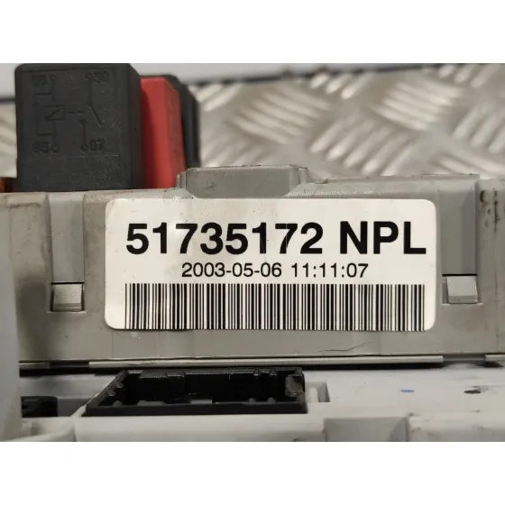 Caja Reles / Fusibles para Fiat Punto Berlina (188)