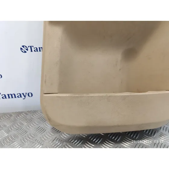 Guarnecido Puerta Trasera Derecha para Land Rover Freelander (Lr2)