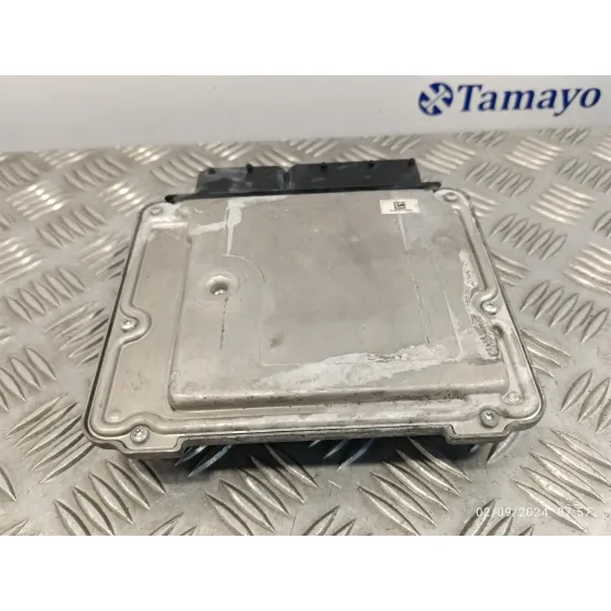 Centralita Motor Uce para Opel Astra J Lim.