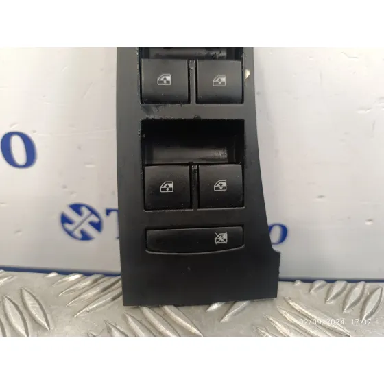 Mando Elevalunas Delantero Izquierdo para Opel Astra J Lim.